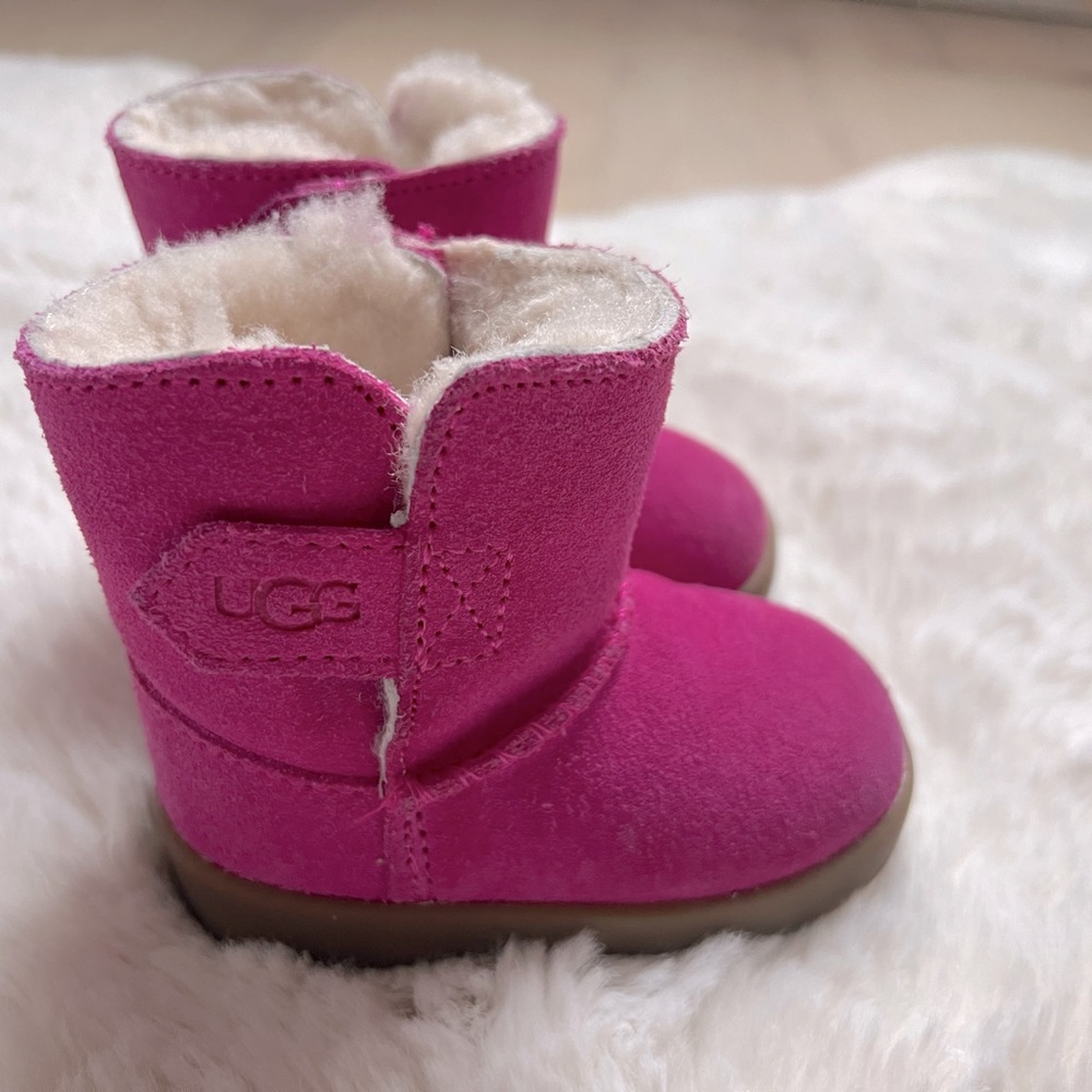 Baby UGG pink booties size 2/3 like new soft fuzzy pants winter boot wool